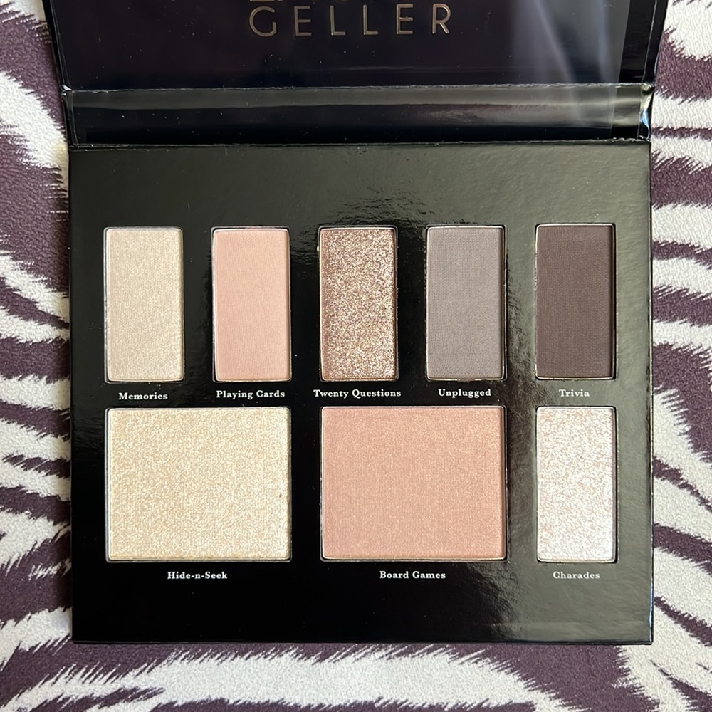 Laura Gellar Collection - Picture 3 of 13